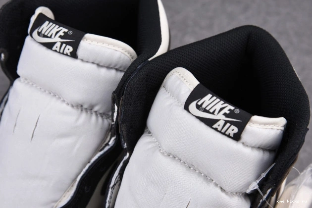 Rep 1 AIR RETRO DARK 555088-105 HIGH JORDAN MOCHA 0806